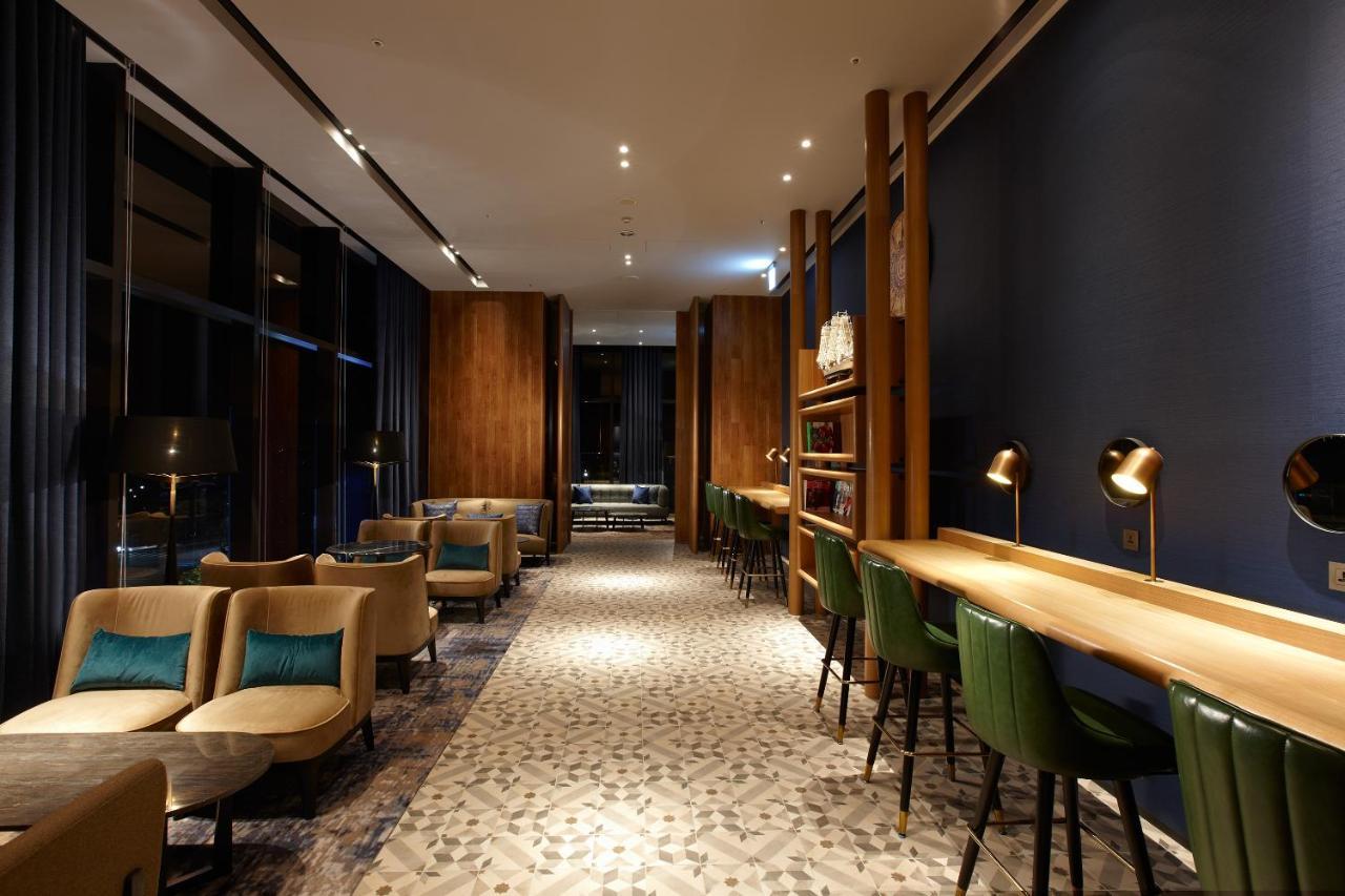 Cozzi Blu Zhongli Exterior foto The library at the hotel