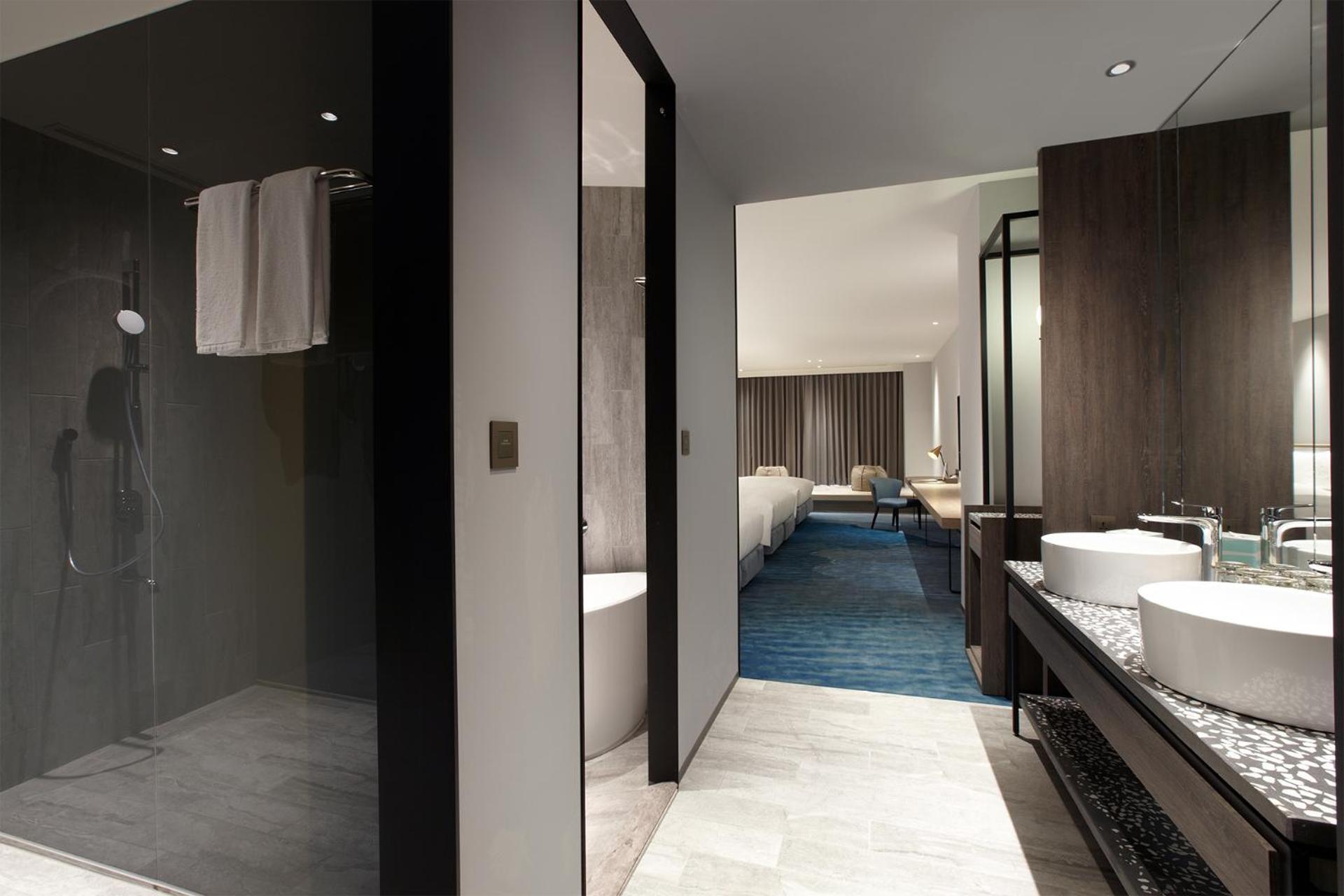 Cozzi Blu Zhongli Exterior foto A bathroom at the hotel